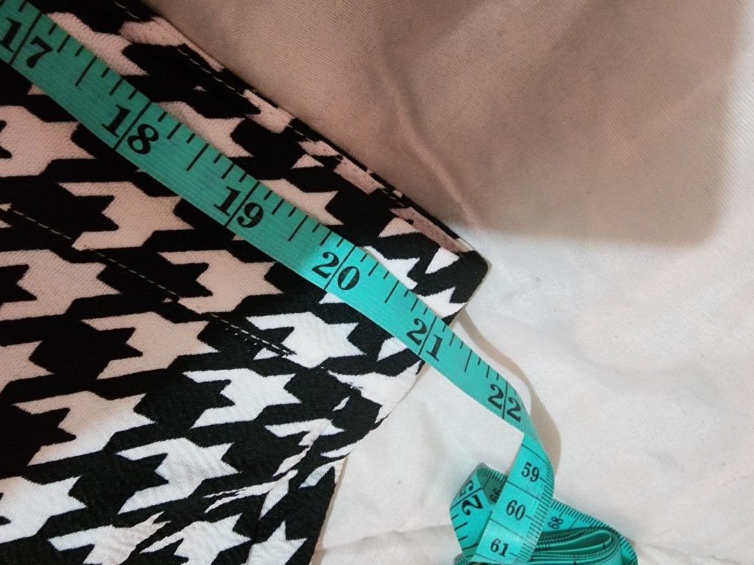Plus size skirt 3XL 42in (Category: Skirts) located in Quezon City. Submitted by rochels (Listing ID 1194906330, Image 3). Description: .