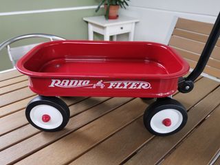 Radio Flyer Mini Wagon