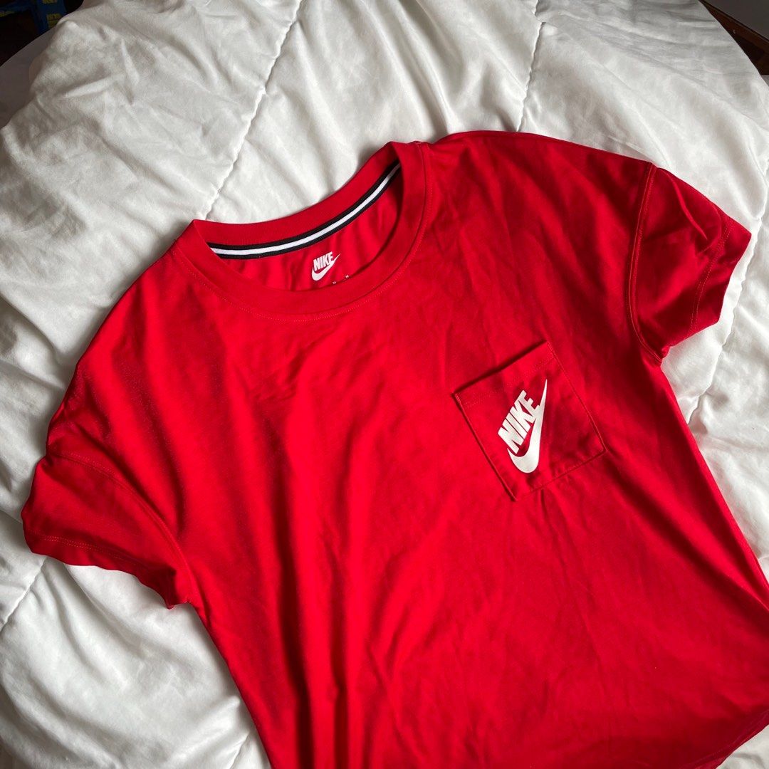 Red discount nike shirt