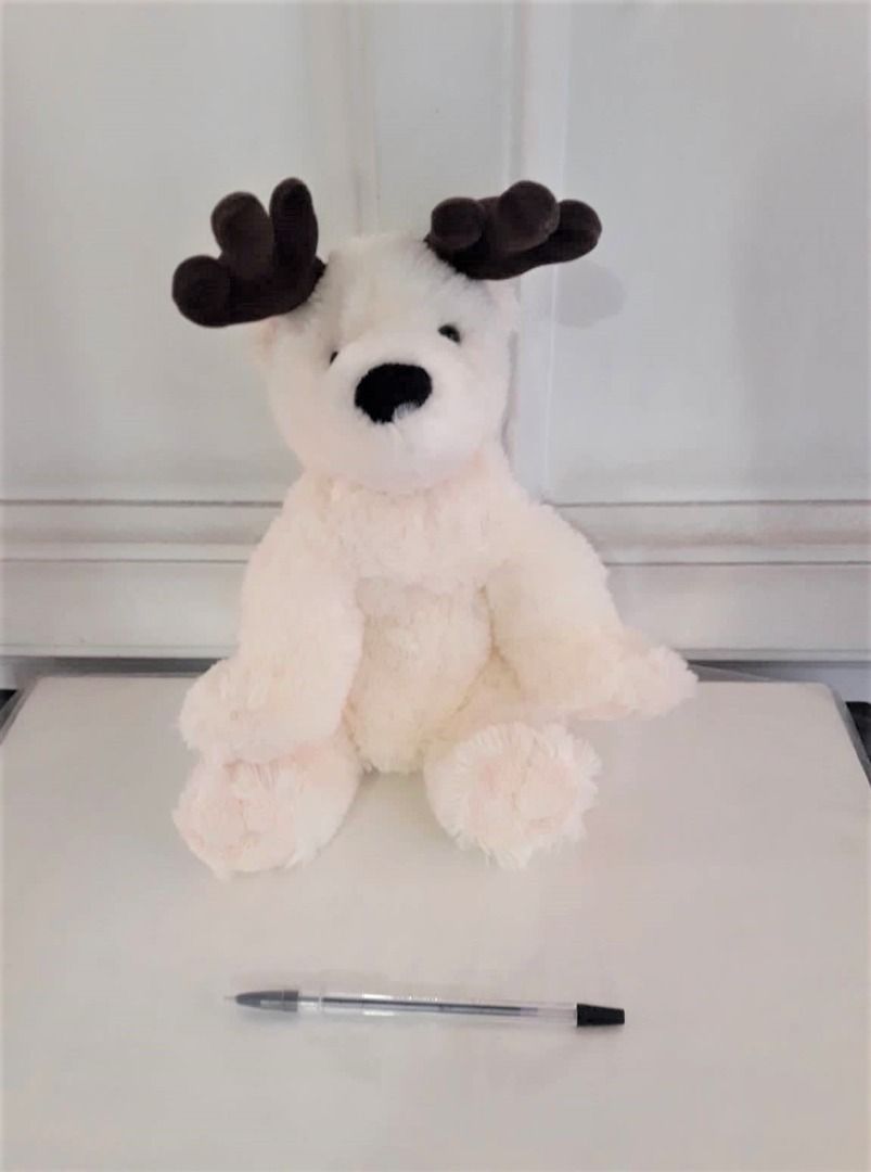 Reindeer white plush stuffed toy, Hobbies & Toys, Toys & Games on Carousell