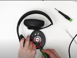 Beats headphones online broken headband