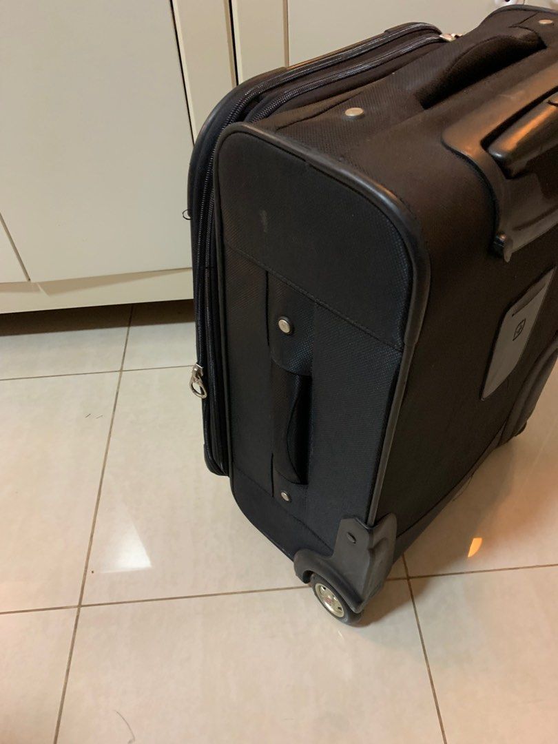 Roller board hotsell suitcase