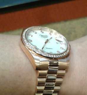(Category: ) located in . Submitted by luxuryworldbrands (Listing ID 1194949063, Image 1). Description: .