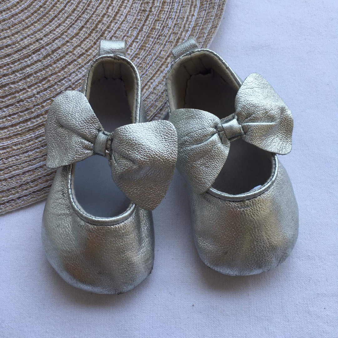Silver Baby shoes, Babies & Kids, Babies & Kids Fashion on Carousell