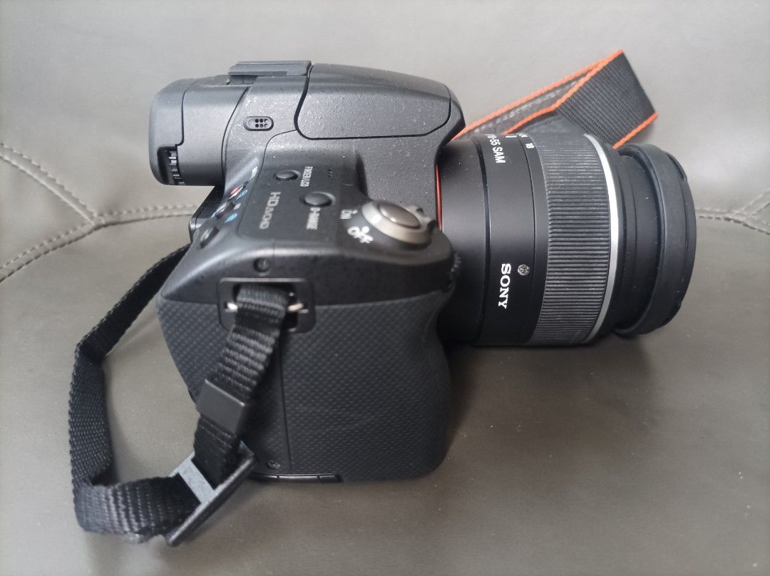 Sony A55 dslr with 1855 sony lens, Photography, Cameras on Carousell