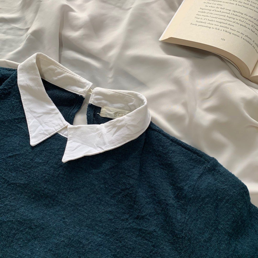 Sweater with clearance shirt collar attached