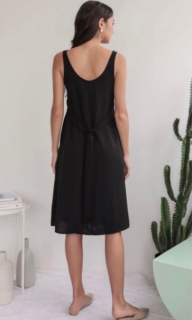 The Tinsel Rack TTR Glenda Midi Dress Black, Women's Fashion, Dresses & Sets, Dresses on Carousell