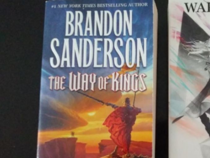 The Way of Kings Brandon Sanderson, Hobbies & Toys, Books & Magazines