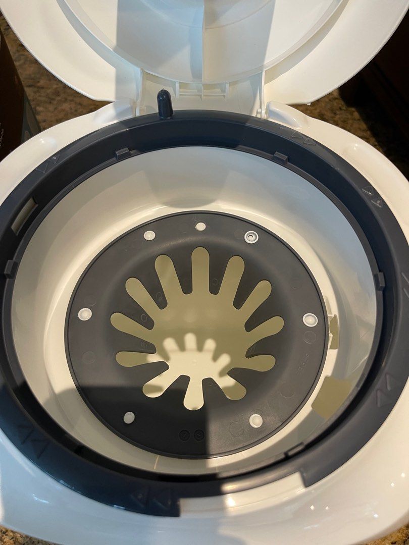 Tommee Tippee Sangenic Bin, Babies & Kids, Bathing & Changing, Other