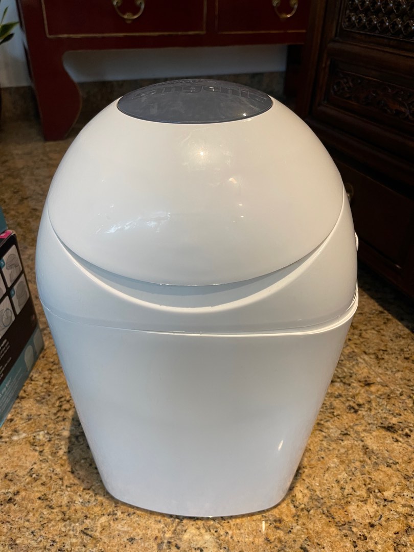 Tommee Tippee Sangenic Bin, Babies & Kids, Bathing & Changing, Other