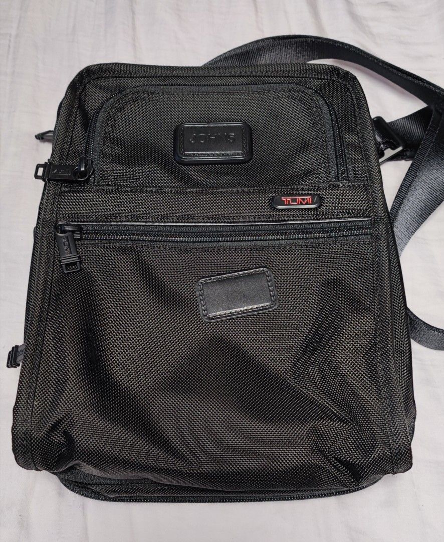 Tumi Organizer Travel Tote Black, Men's Fashion, Bags, Sling Bags on