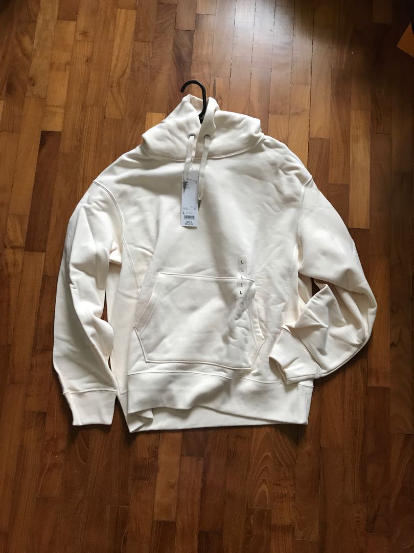 Uniqlo u hoodie reddit
