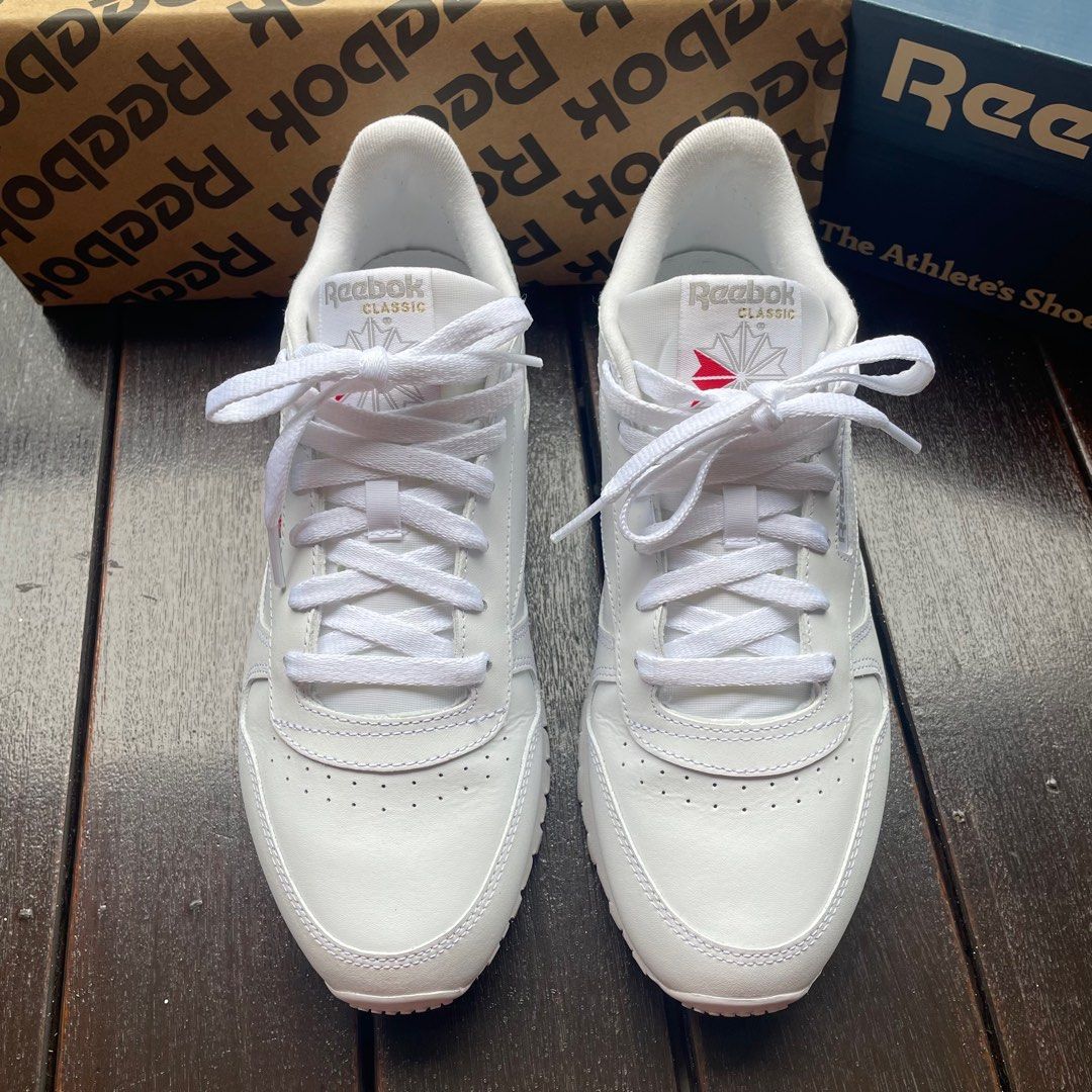 Reebok classic on sale white shoes