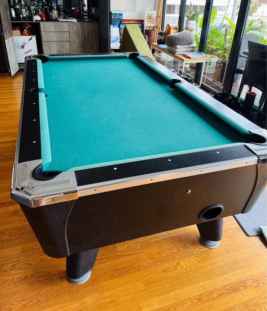 Valley Pool Table Good condition, Hobbies & Toys, Toys & Games on