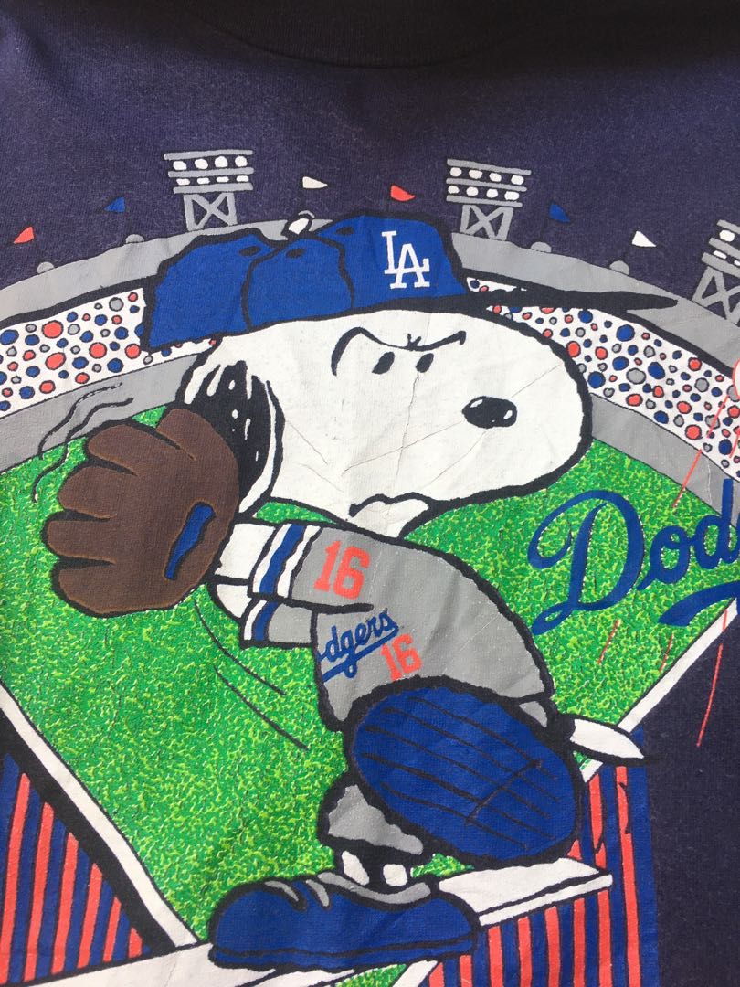Snoopy driving Vespa Los Angeles Dodgers shirt - Kingteeshop