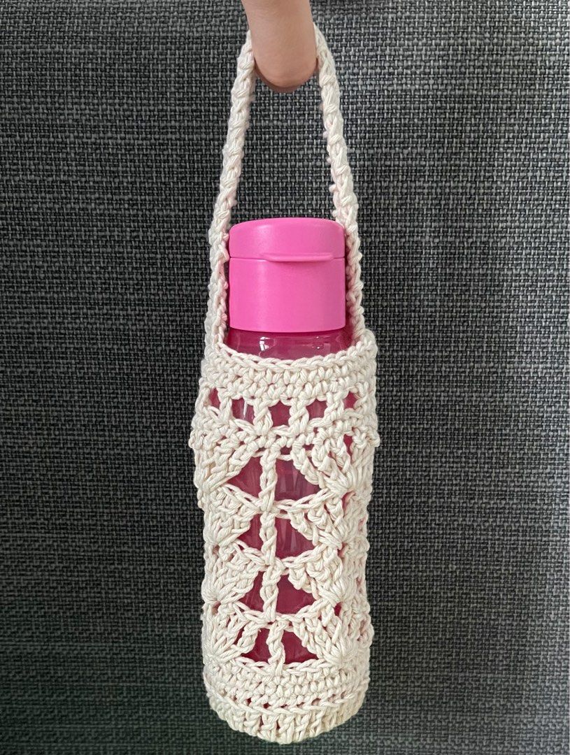 water bottle carrier crochet, Hobbies & Toys, Stationery & Craft