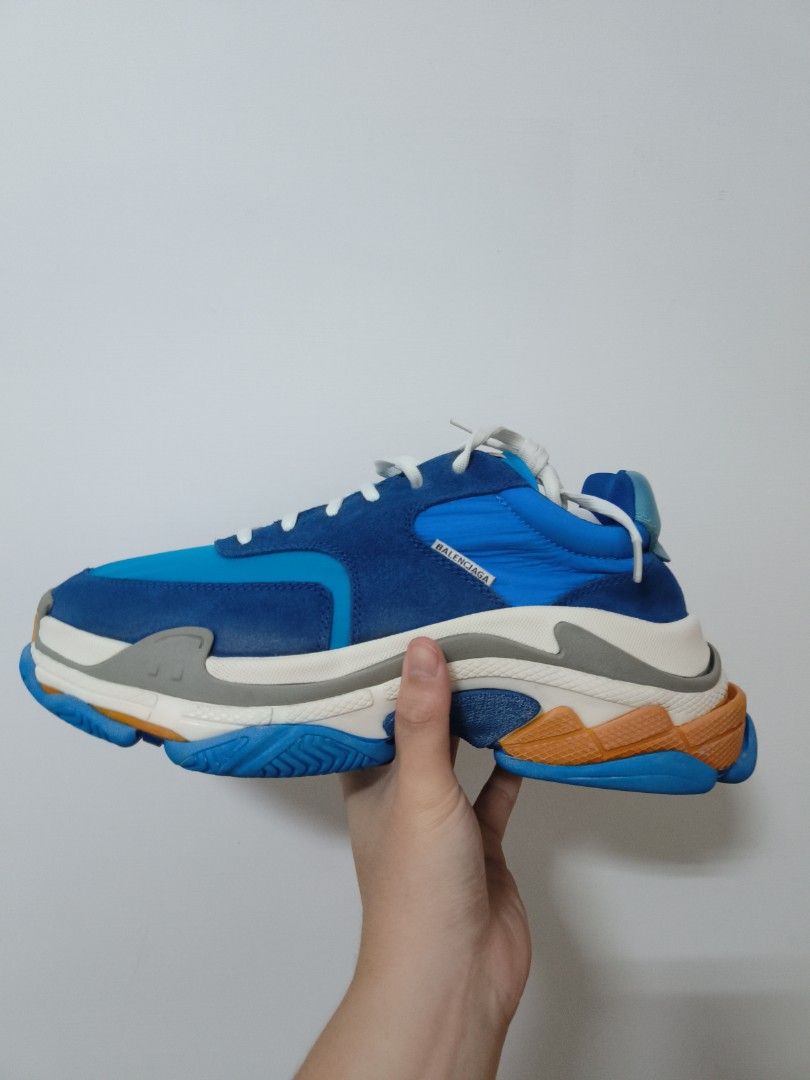 Balenciaga triple s 2.0 blue store
