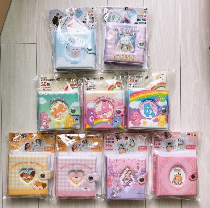 [wts/htb] collect book/stickers from korea daiso, Hobbies & Toys