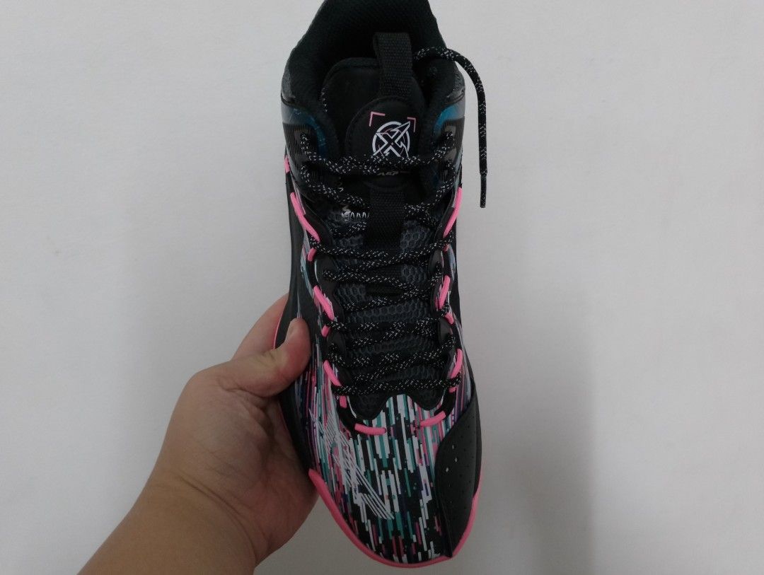 jeremy lin basketball shoe