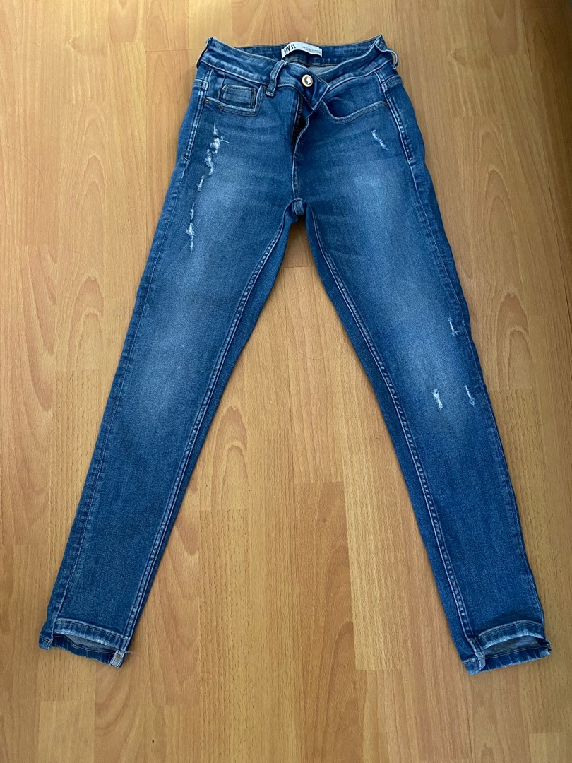 Zara skinny jeans, Women's Fashion, Bottoms, Jeans on Carousell