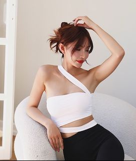 （分類：）位於 。 由 mellow_d 提交（商品編號 1195146255，圖片 1）。簡介： 。