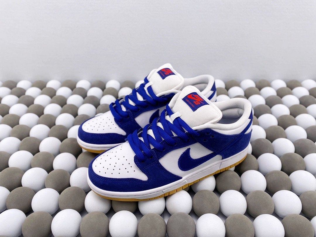 🆕 Nike SB Dunk Low Pro PRM DO9395 400 36-47.5, 男裝, 鞋, 波鞋