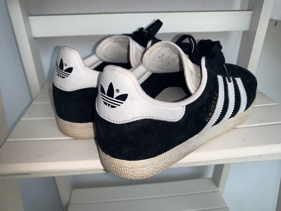 All black deals suede gazelles