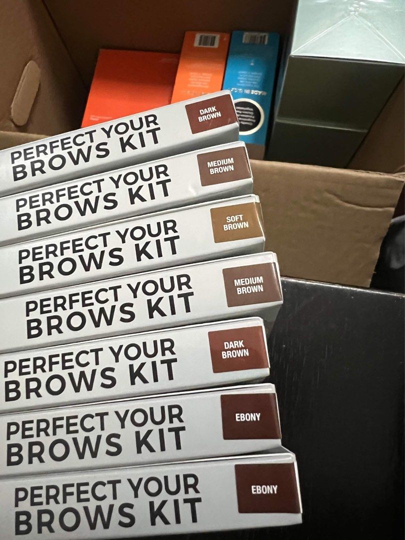 Anastasia Brows Kit, Beauty & Personal Care, Face, Makeup on Carousell