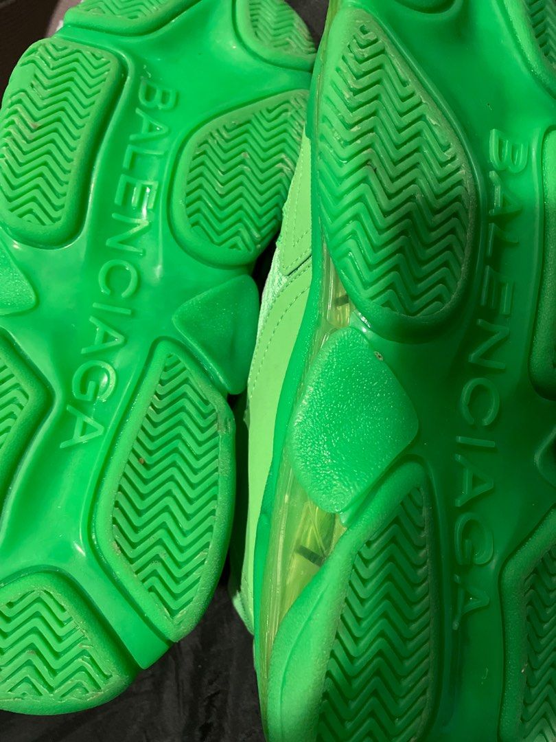 balenciaga triple s green