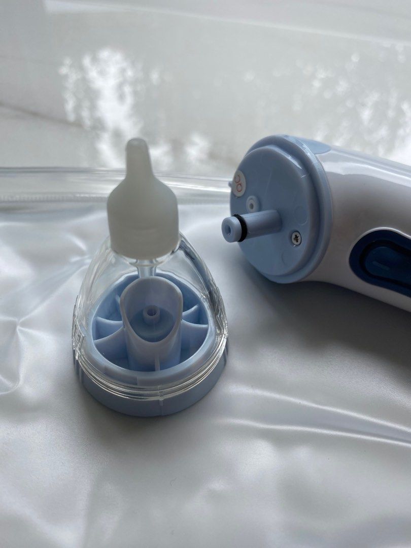 Beaba baby electric nasal aspirator, Babies & Kids, Bathing & Changing, Baby Toiletries