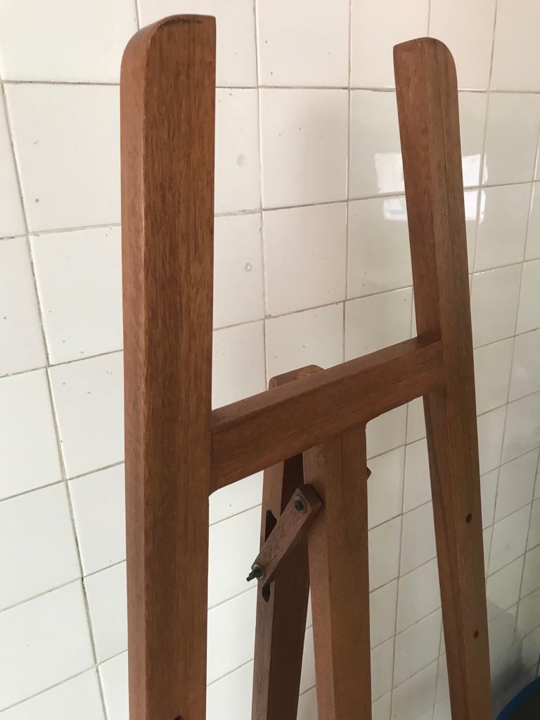 Beautiful Solid Wood Easel, Hobbies & Toys, Stationery & Craft, Art