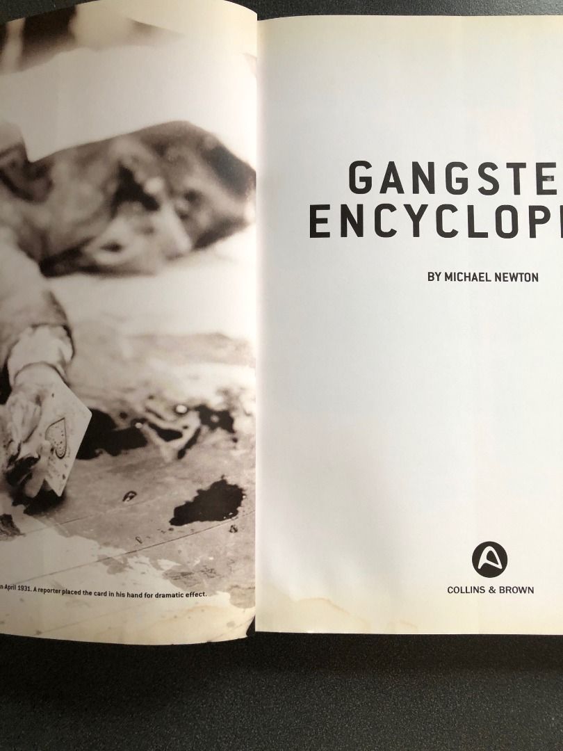 Big Time Gangsters of Yore, Hobbies & Toys, Books & Magazines, Fiction