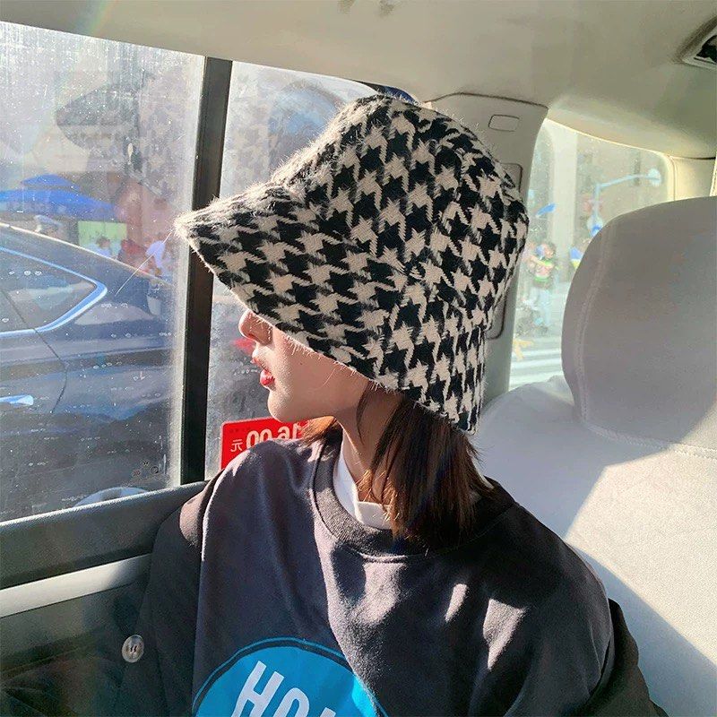 Black Checkered Bucket Hat and Black Beret Women s Fashion Watches Accessories Hats Beanies on Carousell