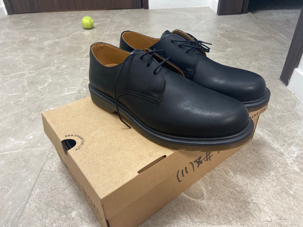 BN Mens Dr Marten Shoes, Men's Fashion, Footwear, Boots on Carousell