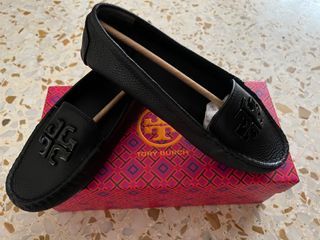 BN Tory Burch Pebble Leather Espadrille for sale