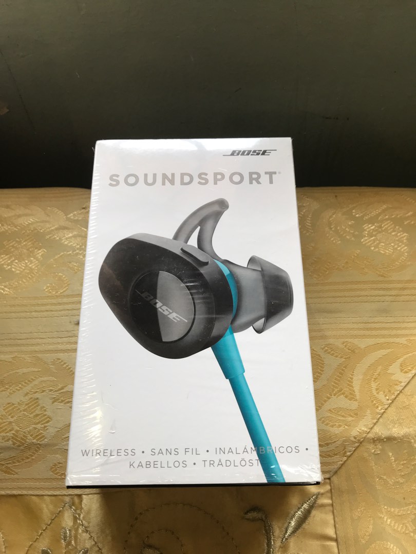 Bose Soundsport Earphones Blue, Audio, Earphones on Carousell