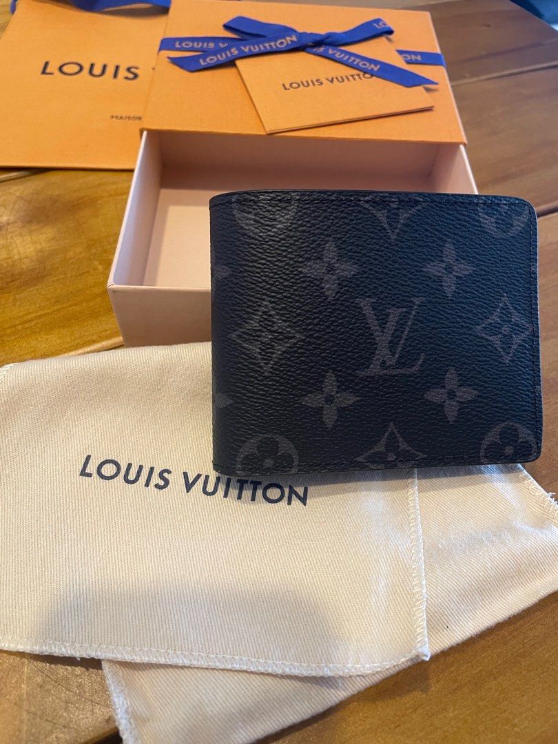 LV Louis Vuitton Mens Wallet in Reverse Monogram Eclipse, Luxury, Bags &  Wallets on Carousell