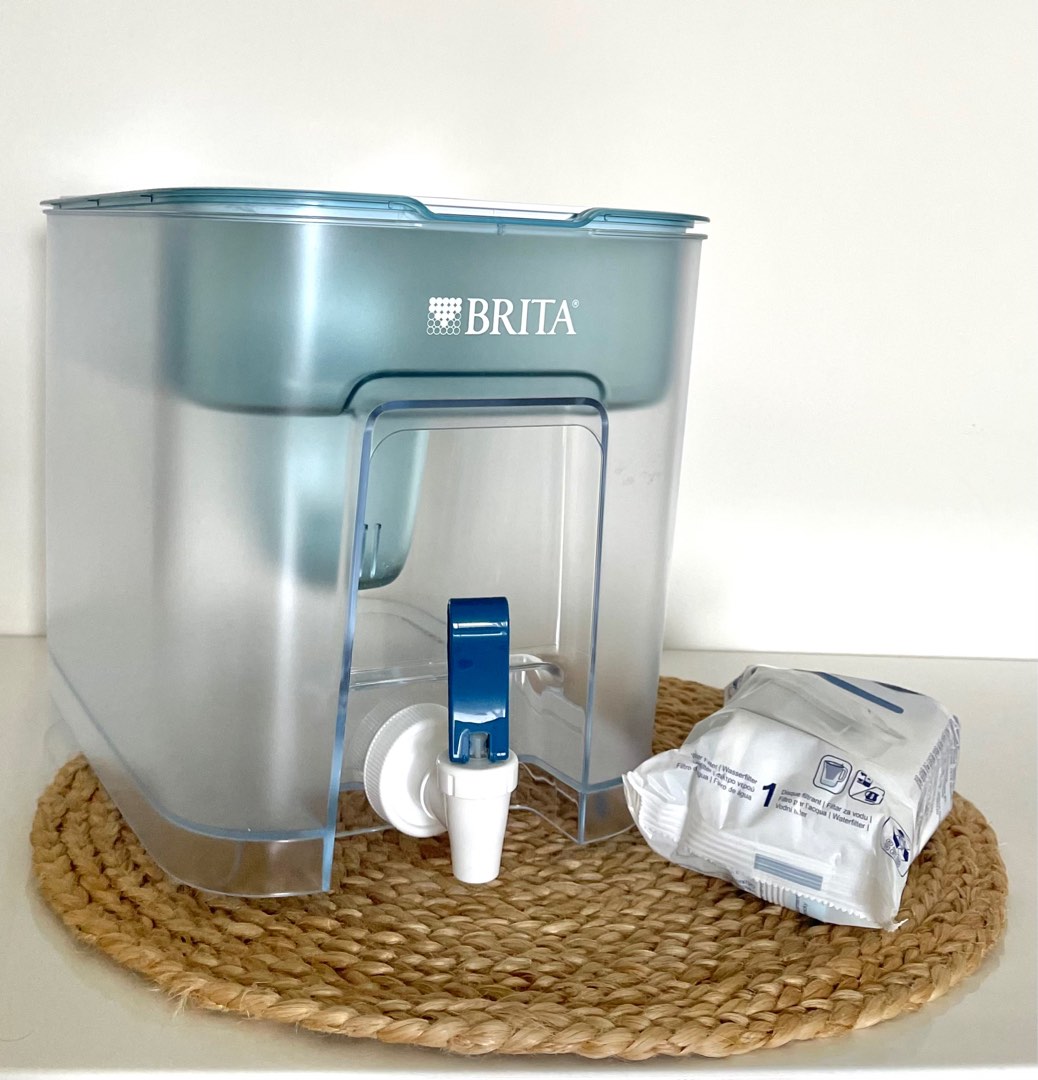 BRITA Flow water filter tank XXL capacity with dispensing tap including cartridge, TV & Home