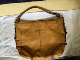 COACH HOBO LEATHER bag