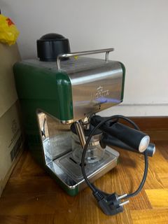 (Category: ) located in . Submitted by 94leong (Listing ID 1194983058, Image 1). Description: .