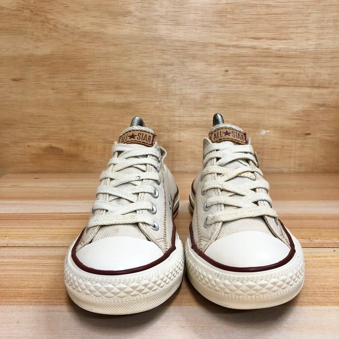 Converse red 2025 label