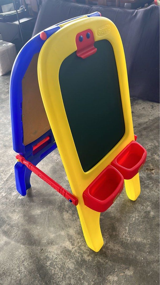 Crayola board, Babies & Kids, Infant Playtime on Carousell