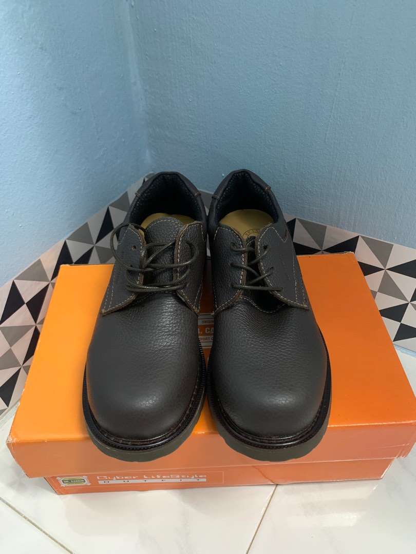 Dr Cardin safety shoes Men s Fashion Footwear Boots on Carousell