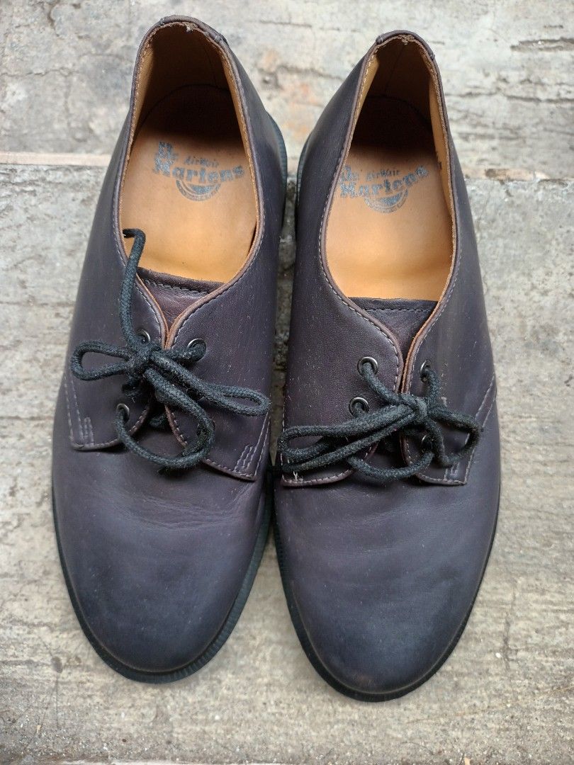 DR. MARTENS AW 005 Men s Fashion Footwear Casual Shoes on Carousell