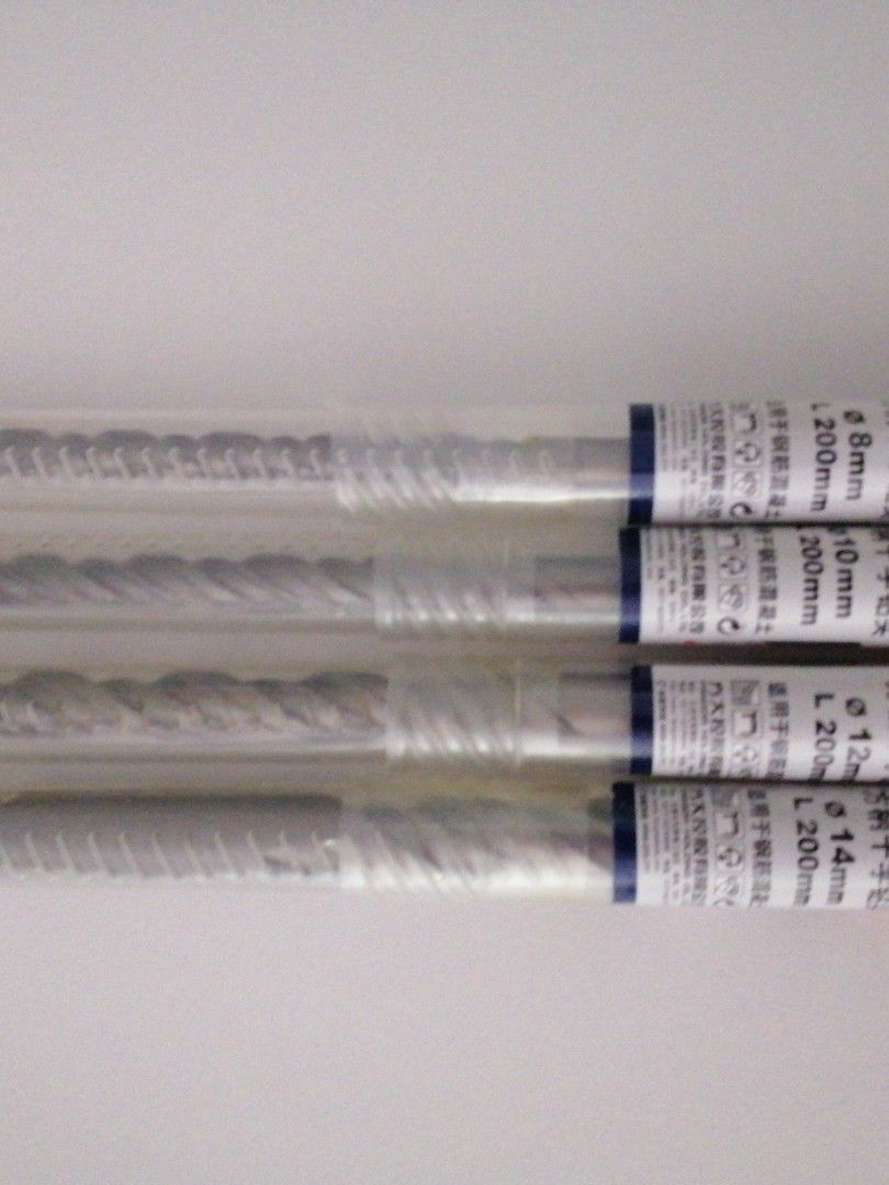 Drill bits (Category: Home Improvement Tools & Accessories) located in Singapore. Submitted by r2d3b (Listing ID 1194968444, Image 2). Description: See pic for size, for drill through. bought the wrong type, thus selling. four bits in total.