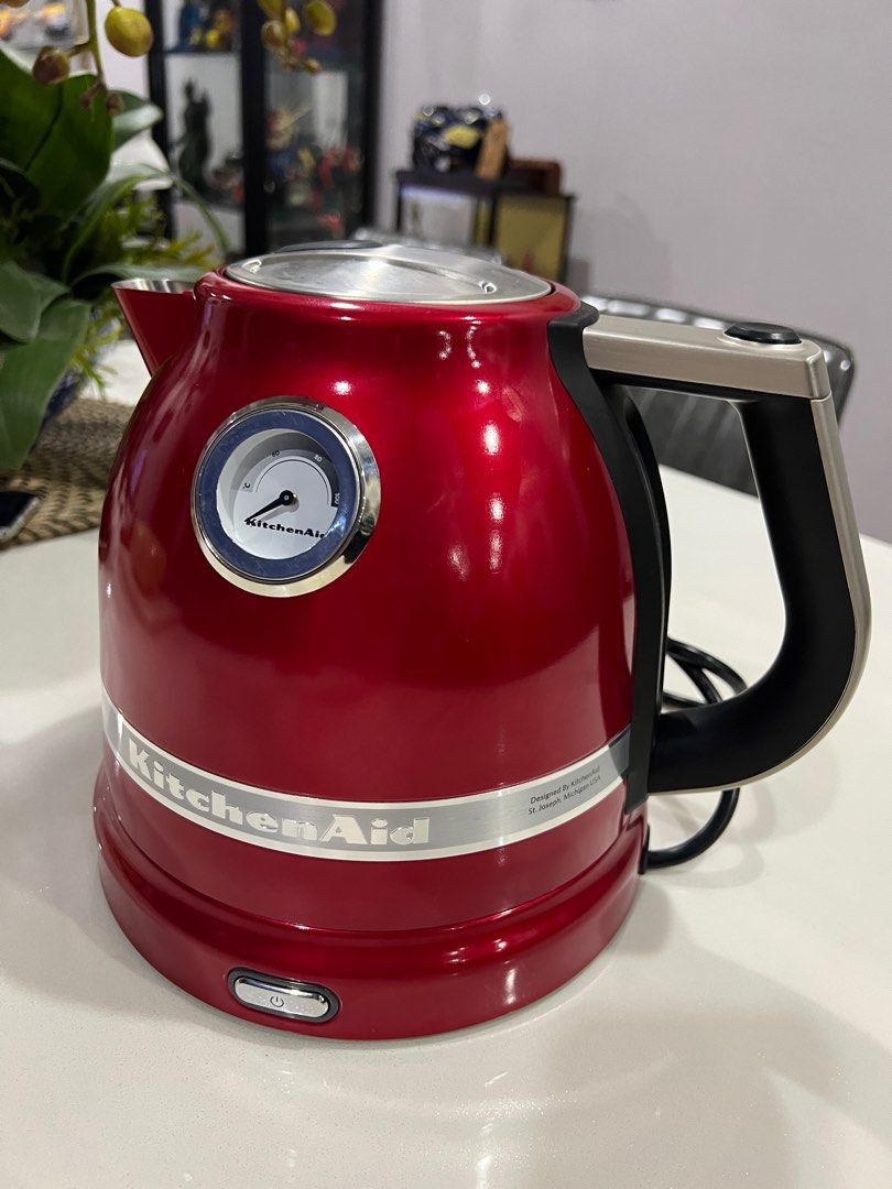 Faulty' KitchenAid Pro Line Kettle Candy Red, TV & Home ...