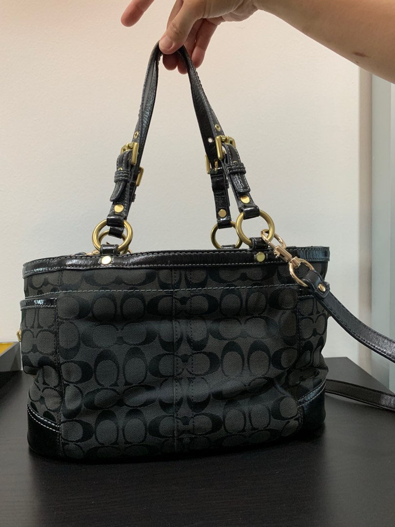 Black coach best sale tote sale