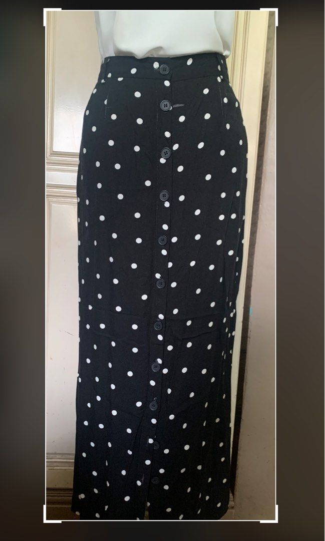 Polka dot maxi deals skirt forever 21