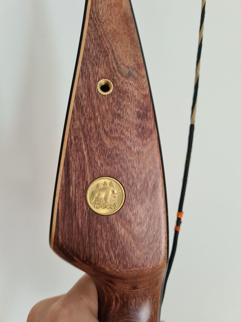 Fred Bear Grizzly Recurve Traditional Bow, Sports Equipment, Other