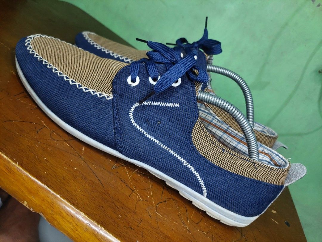 GIBI CANVAS SHOES SIZE 10 MEN, Men's 